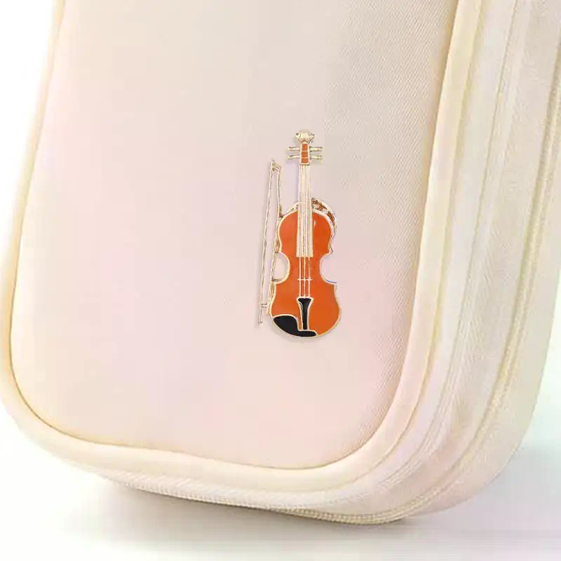 1Pcs Symphony Orchestra Badge  - Musical Instrument Saxophone recension och pris